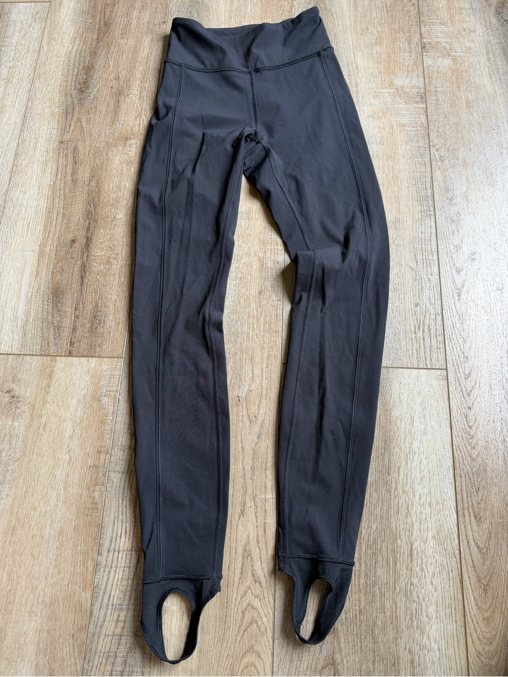 lululemon athletica Black Stirrup Leggings women’s size 4